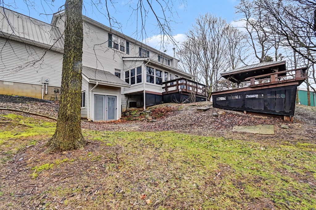 5949 State Route 96, Tiro, Ohio 44887, 3 Bedrooms Bedrooms, ,2 BathroomsBathrooms,Residential,For Sale,State Route 96,9072617