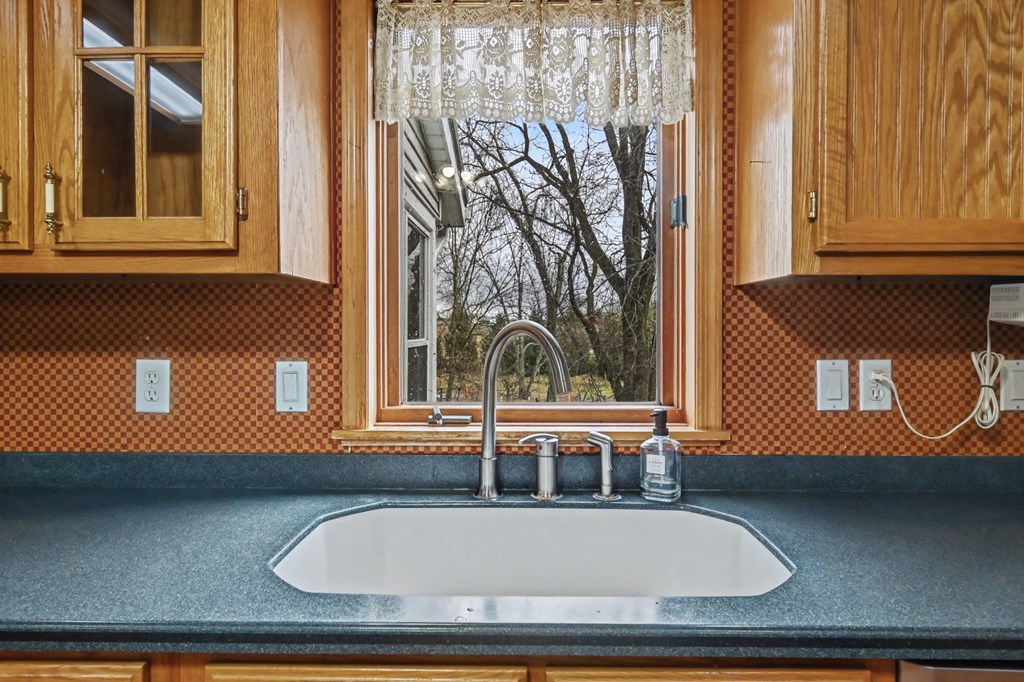 5949 State Route 96, Tiro, Ohio 44887, 3 Bedrooms Bedrooms, ,2 BathroomsBathrooms,Residential,For Sale,State Route 96,9072617