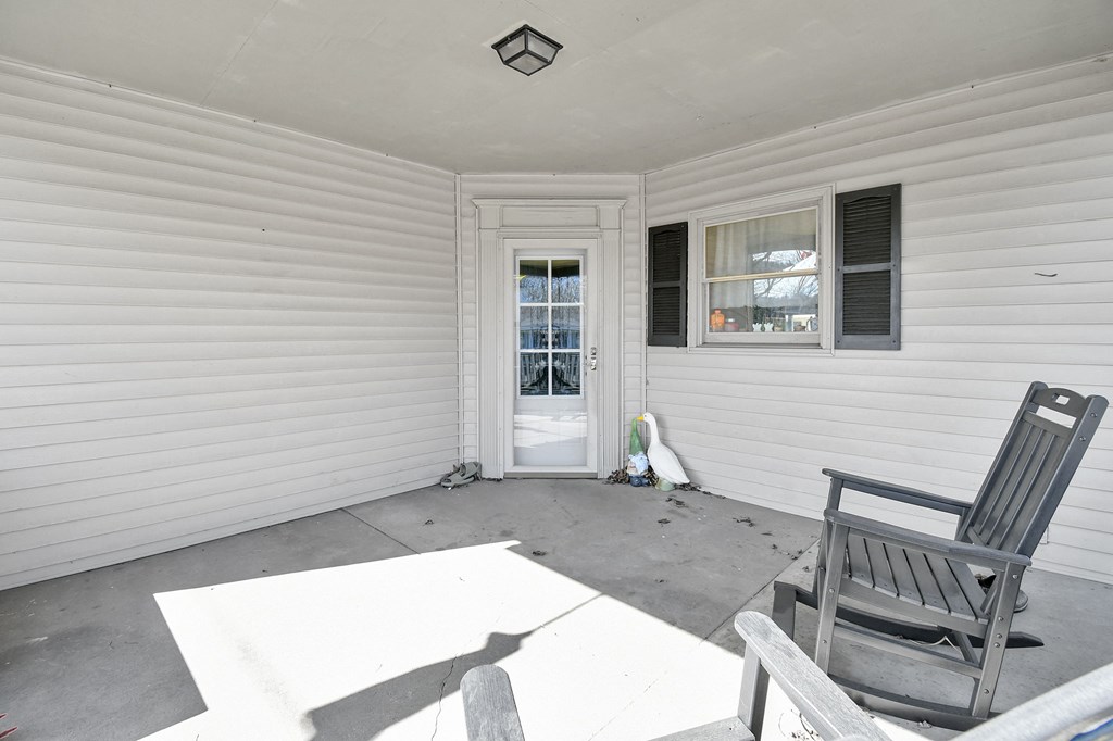 125 Beaver Street, Warsaw, Ohio 43844, 3 Bedrooms Bedrooms, ,1 BathroomBathrooms,Residential,For Sale,Beaver Street,9072631