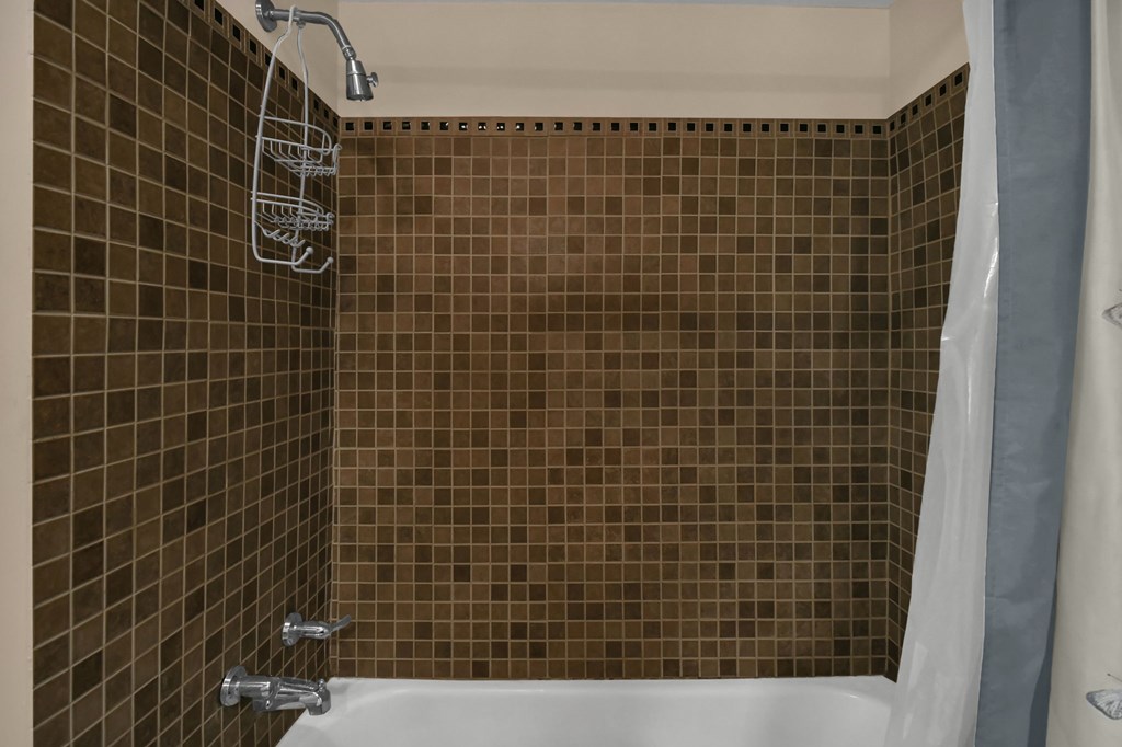 515 W Hanley Road, Mansfield, Ohio 44903, 3 Bedrooms Bedrooms, ,2 BathroomsBathrooms,Residential,For Sale,Hanley Road,9072632