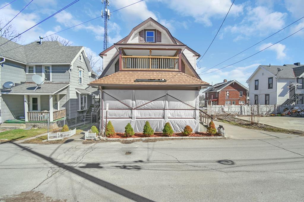 49 -51 Lind Avenue, Mansfield, Ohio 44903, 6 Bedrooms Bedrooms, ,Residential Income,For Sale,-51 Lind Avenue,9072641