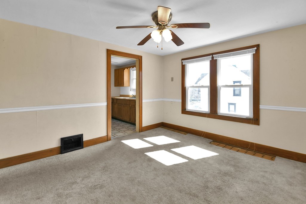 49 -51 Lind Avenue, Mansfield, Ohio 44903, 6 Bedrooms Bedrooms, ,Residential Income,For Sale,-51 Lind Avenue,9072641