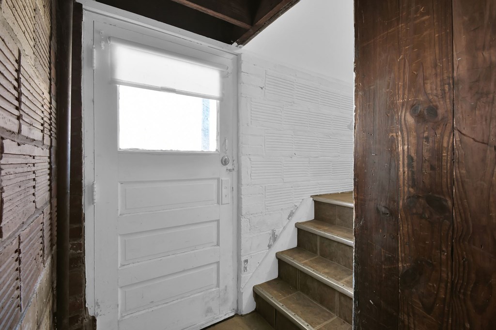 49 -51 Lind Avenue, Mansfield, Ohio 44903, 6 Bedrooms Bedrooms, ,Residential Income,For Sale,-51 Lind Avenue,9072641