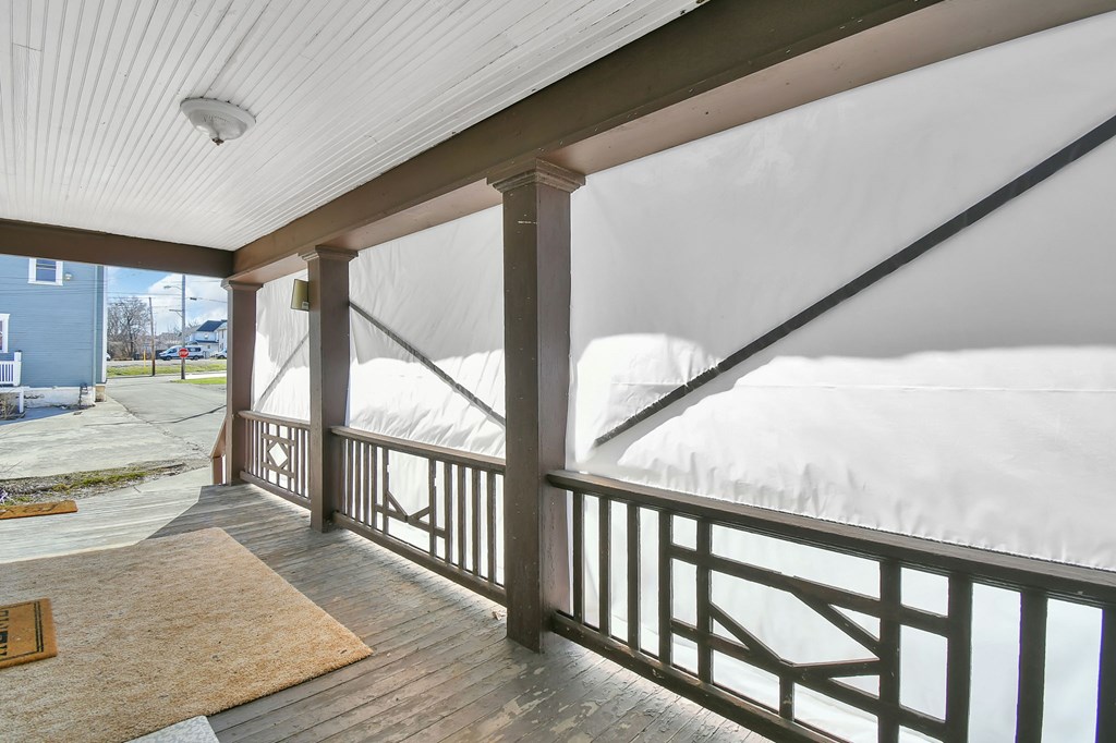 49 -51 Lind Avenue, Mansfield, Ohio 44903, 6 Bedrooms Bedrooms, ,Residential Income,For Sale,-51 Lind Avenue,9072641