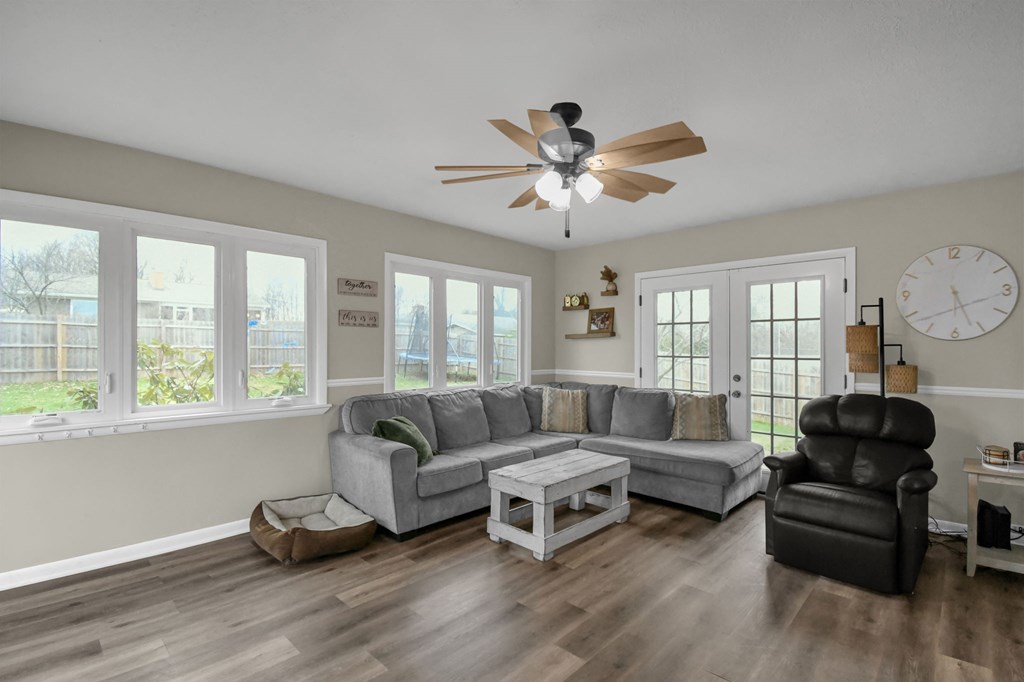 50 Clare Rd, Mansfield, Ohio 44906, 3 Bedrooms Bedrooms, ,1 BathroomBathrooms,Residential,For Sale,Clare Rd,9072656