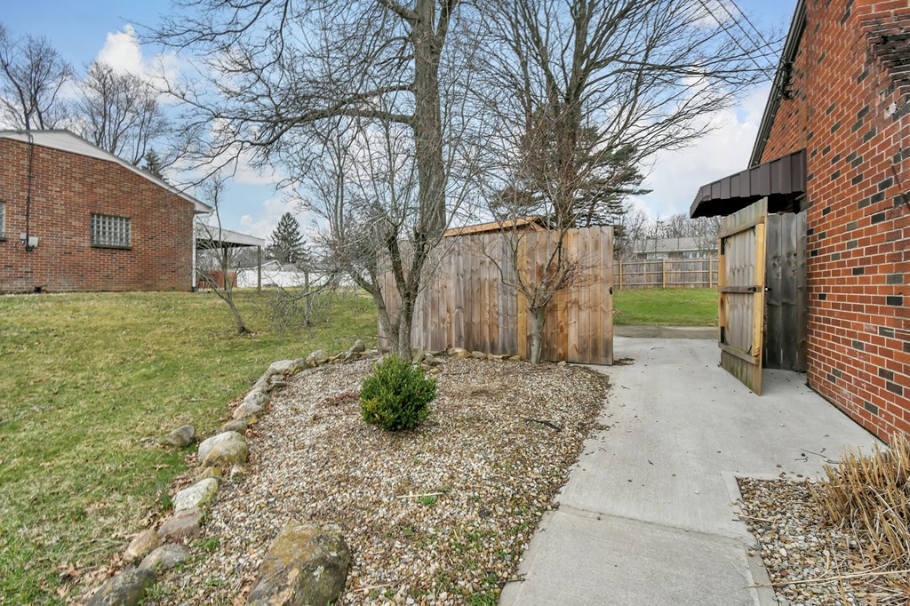 50 Clare Rd, Mansfield, Ohio 44906, 3 Bedrooms Bedrooms, ,1 BathroomBathrooms,Residential,For Sale,Clare Rd,9072656