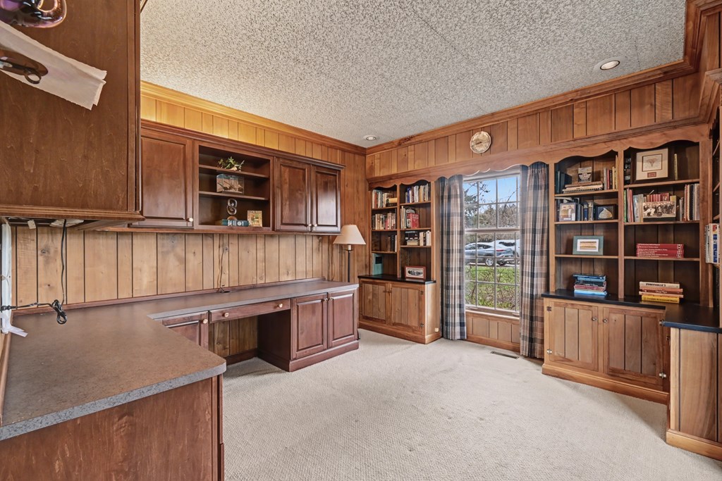 735 Courtwright Boulevard, Mansfield, Ohio 44907, 5 Bedrooms Bedrooms, ,4 BathroomsBathrooms,Residential,For Sale,Courtwright Boulevard,9072670