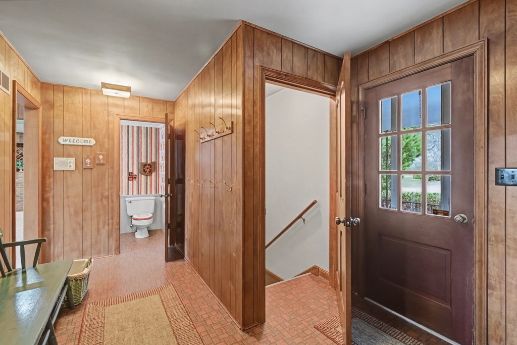 735 Courtwright Boulevard, Mansfield, Ohio 44907, 5 Bedrooms Bedrooms, ,4 BathroomsBathrooms,Residential,For Sale,Courtwright Boulevard,9072670