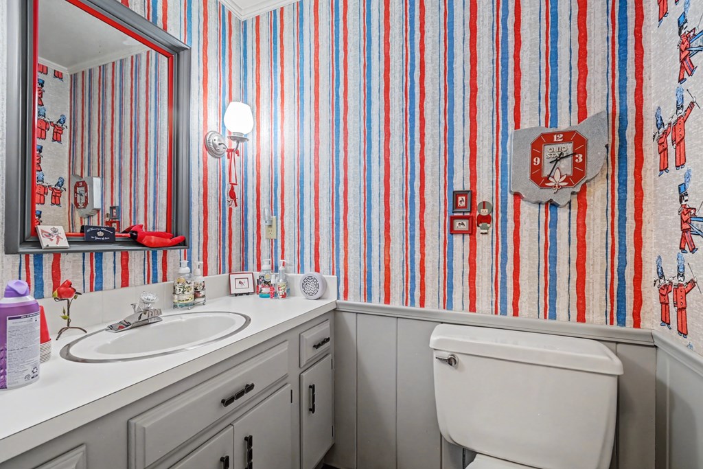 735 Courtwright Boulevard, Mansfield, Ohio 44907, 5 Bedrooms Bedrooms, ,4 BathroomsBathrooms,Residential,For Sale,Courtwright Boulevard,9072670