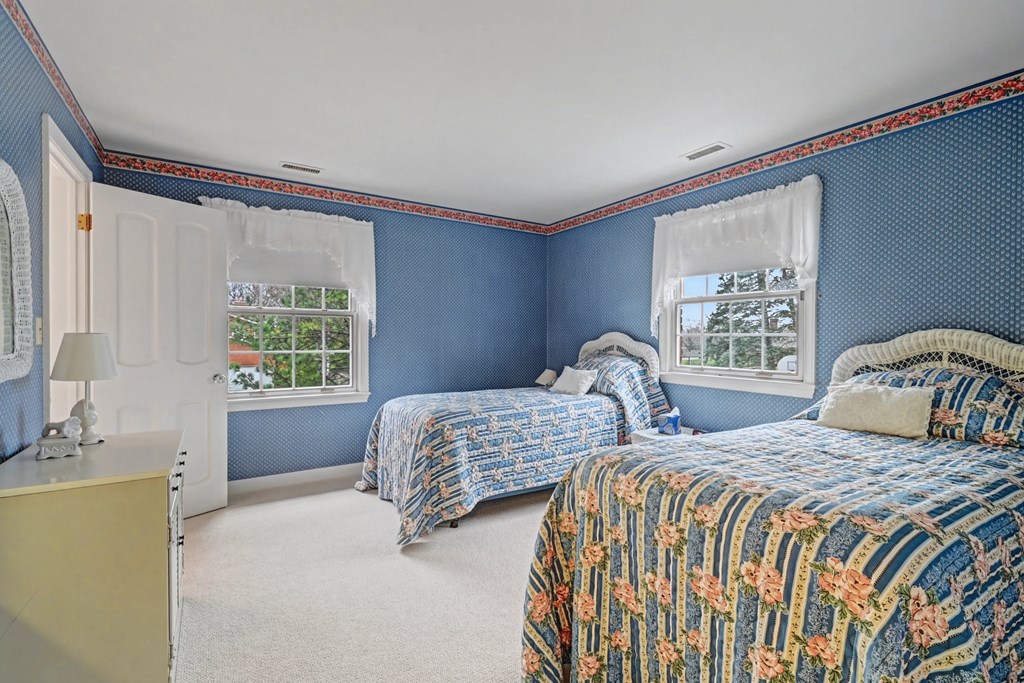 735 Courtwright Boulevard, Mansfield, Ohio 44907, 5 Bedrooms Bedrooms, ,4 BathroomsBathrooms,Residential,For Sale,Courtwright Boulevard,9072670