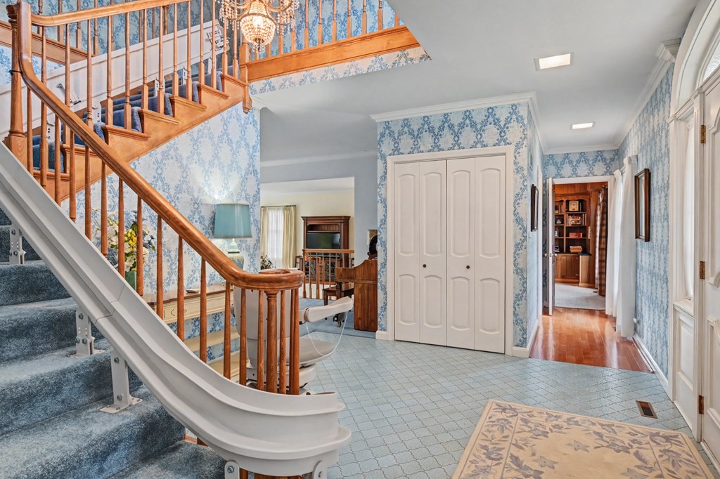 735 Courtwright Boulevard, Mansfield, Ohio 44907, 5 Bedrooms Bedrooms, ,4 BathroomsBathrooms,Residential,For Sale,Courtwright Boulevard,9072670