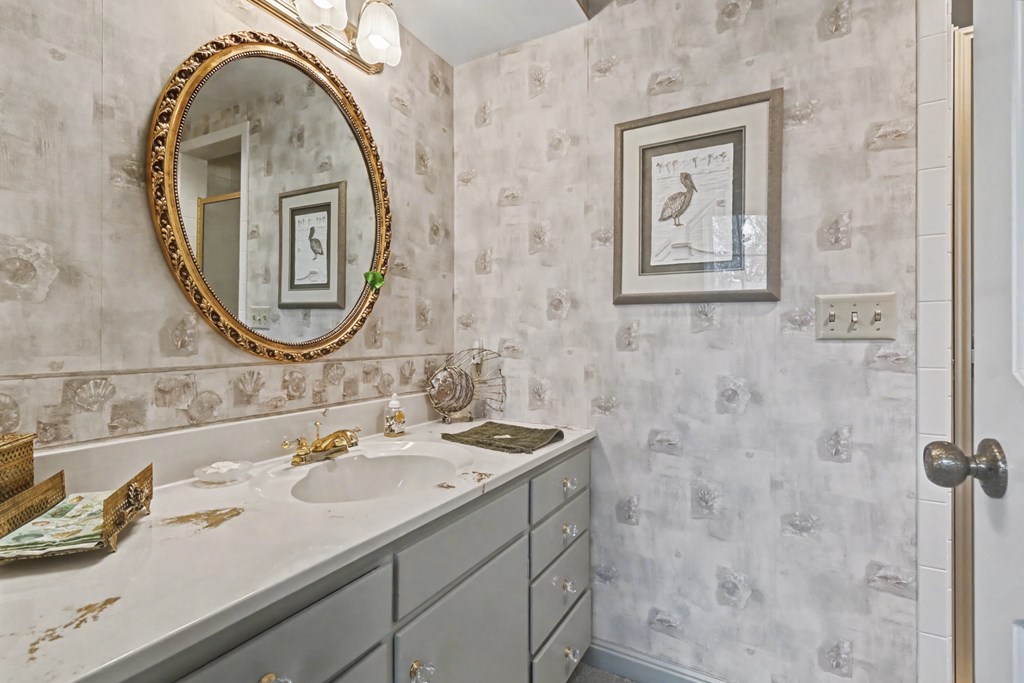 735 Courtwright Boulevard, Mansfield, Ohio 44907, 5 Bedrooms Bedrooms, ,4 BathroomsBathrooms,Residential,For Sale,Courtwright Boulevard,9072670