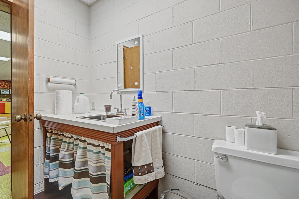 735 Courtwright Boulevard, Mansfield, Ohio 44907, 5 Bedrooms Bedrooms, ,4 BathroomsBathrooms,Residential,For Sale,Courtwright Boulevard,9072670