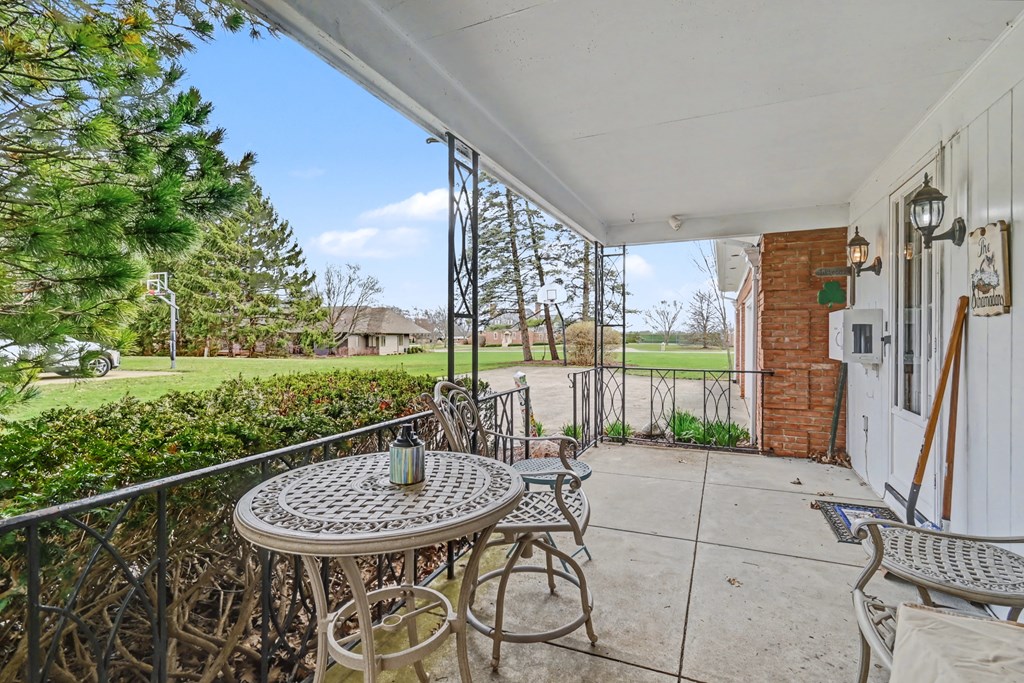 735 Courtwright Boulevard, Mansfield, Ohio 44907, 5 Bedrooms Bedrooms, ,4 BathroomsBathrooms,Residential,For Sale,Courtwright Boulevard,9072670