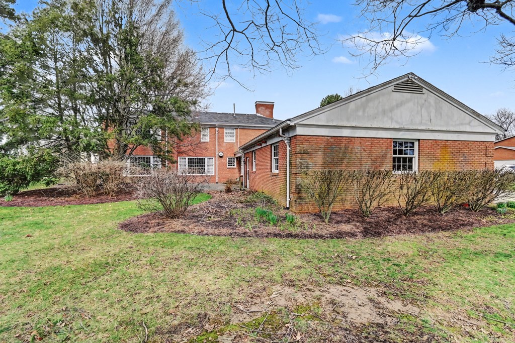 735 Courtwright Boulevard, Mansfield, Ohio 44907, 5 Bedrooms Bedrooms, ,4 BathroomsBathrooms,Residential,For Sale,Courtwright Boulevard,9072670