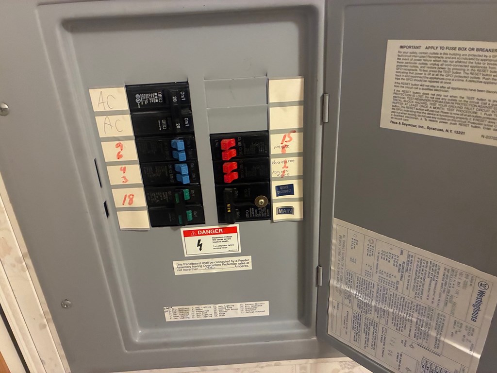 4400 Melrose Drive, Wooster, Ohio 44691, 3 Bedrooms Bedrooms, ,2 BathroomsBathrooms,Residential,For Sale,Melrose Drive,9072682