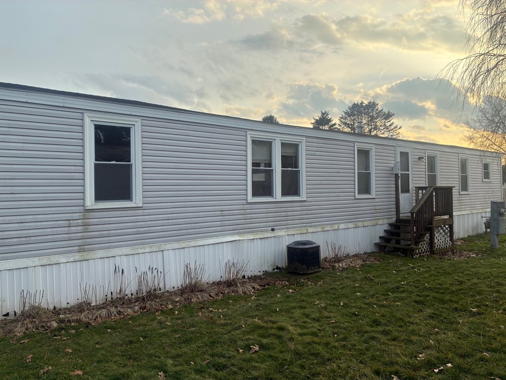 4400 Melrose Drive, Wooster, Ohio 44691, 3 Bedrooms Bedrooms, ,2 BathroomsBathrooms,Residential,For Sale,Melrose Drive,9072682