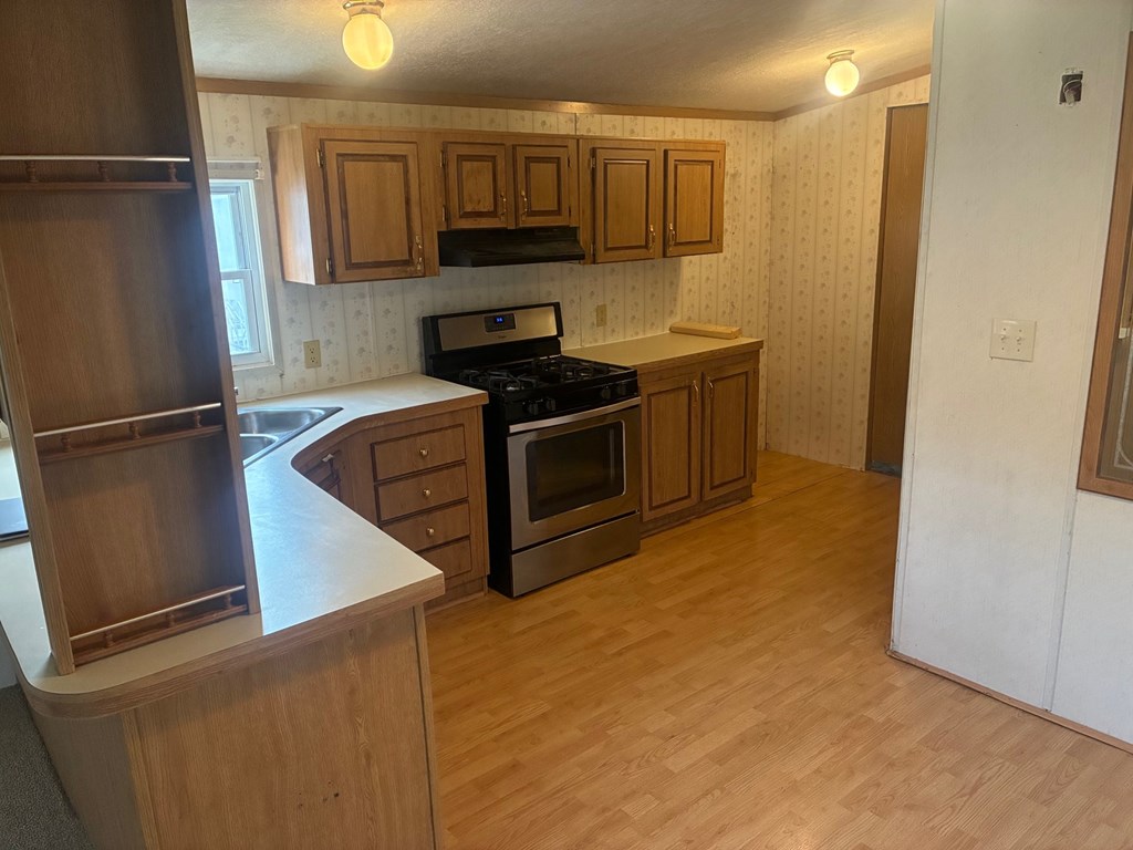 4400 Melrose Drive, Wooster, Ohio 44691, 3 Bedrooms Bedrooms, ,2 BathroomsBathrooms,Residential,For Sale,Melrose Drive,9072682