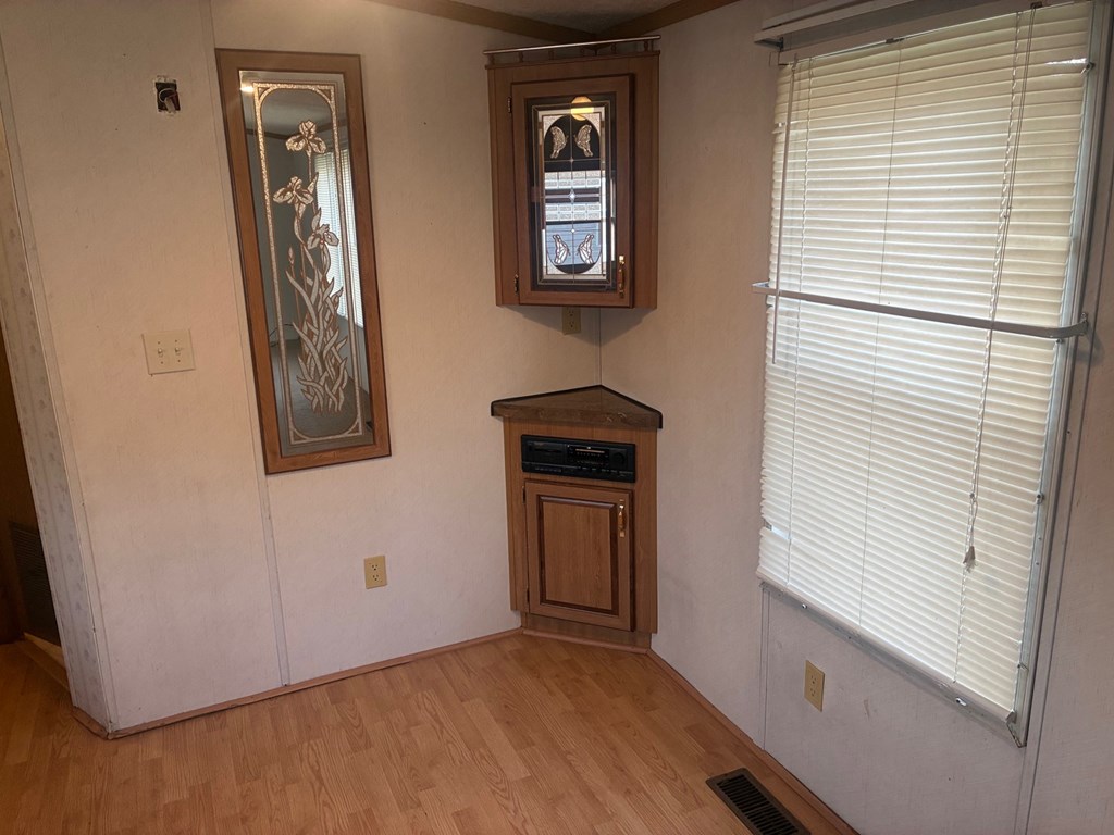 4400 Melrose Drive, Wooster, Ohio 44691, 3 Bedrooms Bedrooms, ,2 BathroomsBathrooms,Residential,For Sale,Melrose Drive,9072682