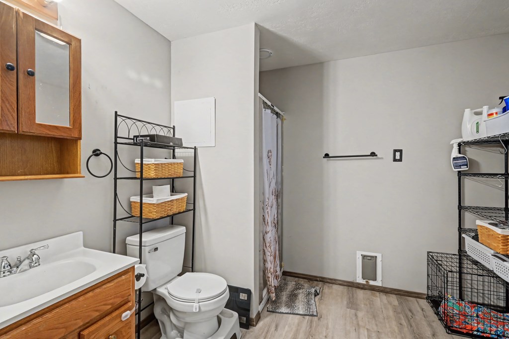 519 Heineman Boulevard, Mansfield, Ohio 44903, 3 Bedrooms Bedrooms, ,2 BathroomsBathrooms,Residential,For Sale,Heineman Boulevard,9072685