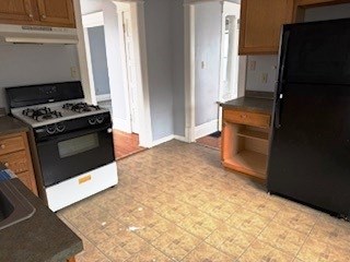 259 E 3rd Street, Ashland, Ohio 44805, 4 Bedrooms Bedrooms, ,1 BathroomBathrooms,Residential,For Sale,3rd Street,9072690