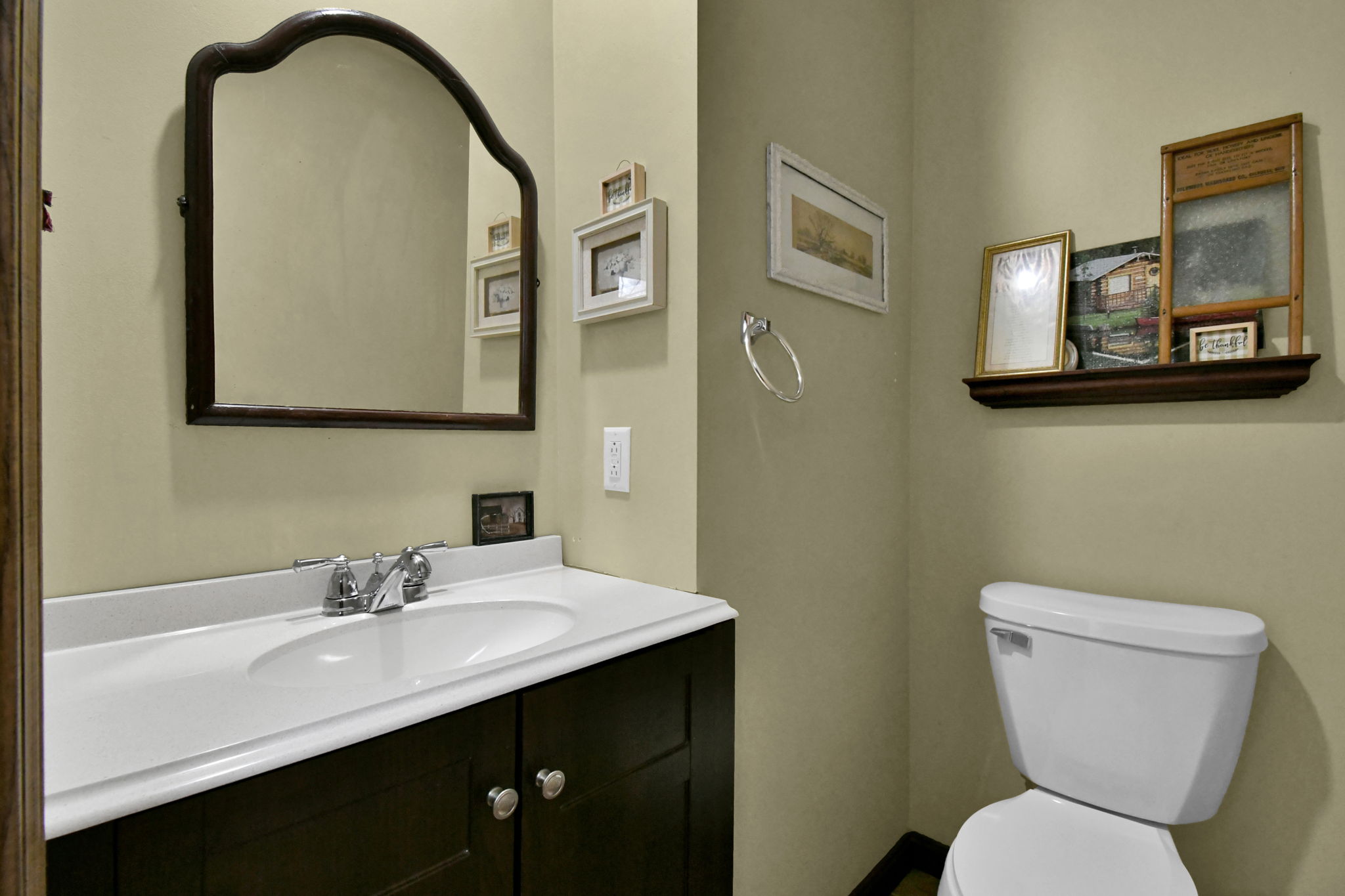 9 Chambers Street, Savannah, Ohio 44874, 3 Bedrooms Bedrooms, ,2 BathroomsBathrooms,Residential,For Sale,Chambers,9072691