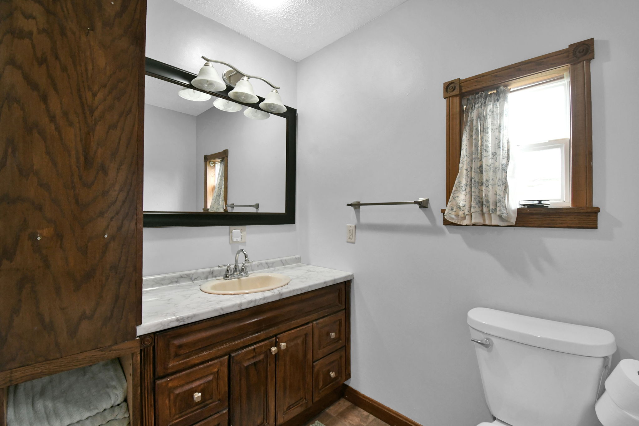 9 Chambers Street, Savannah, Ohio 44874, 3 Bedrooms Bedrooms, ,2 BathroomsBathrooms,Residential,For Sale,Chambers,9072691