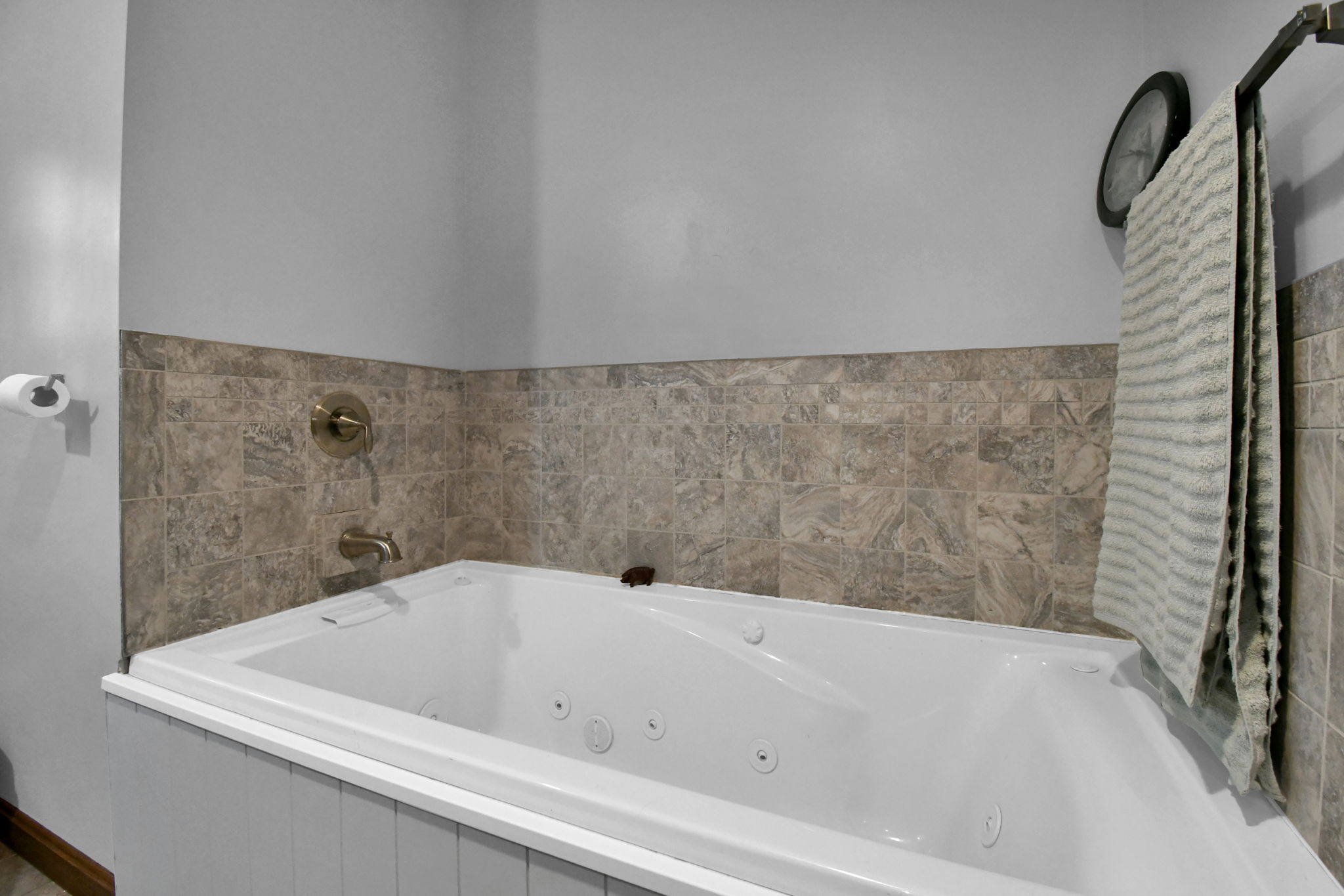 9 Chambers Street, Savannah, Ohio 44874, 3 Bedrooms Bedrooms, ,2 BathroomsBathrooms,Residential,For Sale,Chambers,9072691