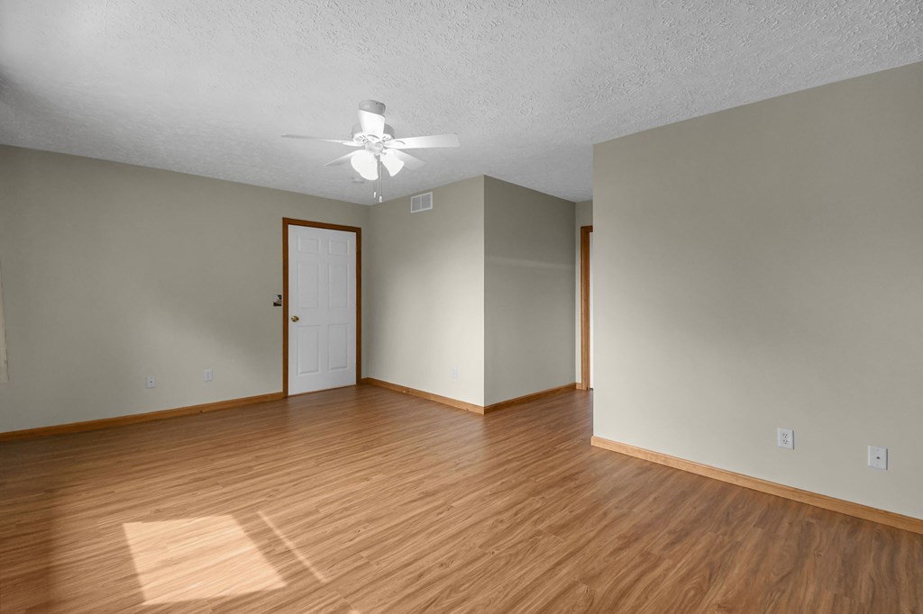 83 Mccullough Blvd, Mansfield, Ohio 44907, 2 Bedrooms Bedrooms, ,2 BathroomsBathrooms,Residential,For Sale,Mccullough Blvd,9072698 83 Mccullough Blvd, Mansfield, Ohio 44907, 2 Bedrooms Bedrooms, ,2 BathroomsBathrooms,Residential,For Sale,Mccullough Blvd,9072698