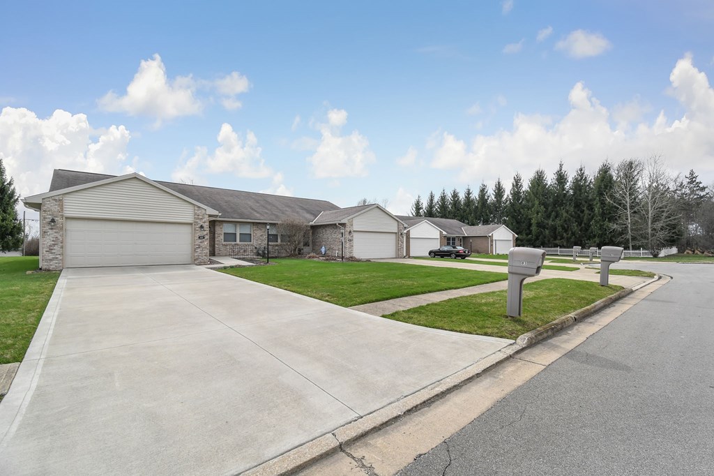 83 Mccullough Blvd, Mansfield, Ohio 44907, 2 Bedrooms Bedrooms, ,2 BathroomsBathrooms,Residential,For Sale,Mccullough Blvd,9072698 83 Mccullough Blvd, Mansfield, Ohio 44907, 2 Bedrooms Bedrooms, ,2 BathroomsBathrooms,Residential,For Sale,Mccullough Blvd,9072698