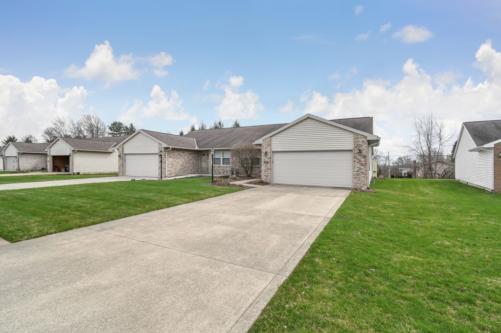 83 Mccullough Blvd, Mansfield, Ohio 44907, 2 Bedrooms Bedrooms, ,2 BathroomsBathrooms,Residential,For Sale,Mccullough Blvd,9072698 83 Mccullough Blvd, Mansfield, Ohio 44907, 2 Bedrooms Bedrooms, ,2 BathroomsBathrooms,Residential,For Sale,Mccullough Blvd,9072698