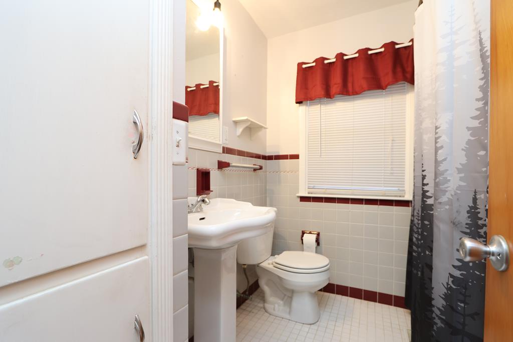 190 Dawson Avenue, Mansfield, Ohio 44906, 2 Bedrooms Bedrooms, ,1 BathroomBathrooms,Residential,For Sale,Dawson Avenue,9072700 190 Dawson Avenue, Mansfield, Ohio 44906, 2 Bedrooms Bedrooms, ,1 BathroomBathrooms,Residential,For Sale,Dawson Avenue,9072700