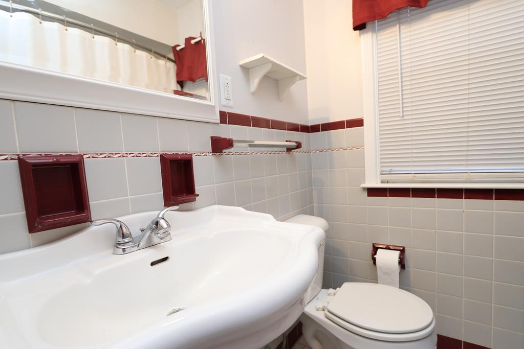 190 Dawson Avenue, Mansfield, Ohio 44906, 2 Bedrooms Bedrooms, ,1 BathroomBathrooms,Residential,For Sale,Dawson Avenue,9072700 190 Dawson Avenue, Mansfield, Ohio 44906, 2 Bedrooms Bedrooms, ,1 BathroomBathrooms,Residential,For Sale,Dawson Avenue,9072700