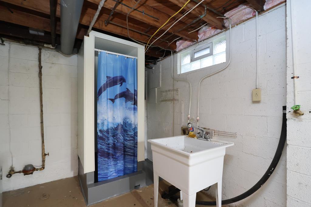 190 Dawson Avenue, Mansfield, Ohio 44906, 2 Bedrooms Bedrooms, ,1 BathroomBathrooms,Residential,For Sale,Dawson Avenue,9072700 190 Dawson Avenue, Mansfield, Ohio 44906, 2 Bedrooms Bedrooms, ,1 BathroomBathrooms,Residential,For Sale,Dawson Avenue,9072700