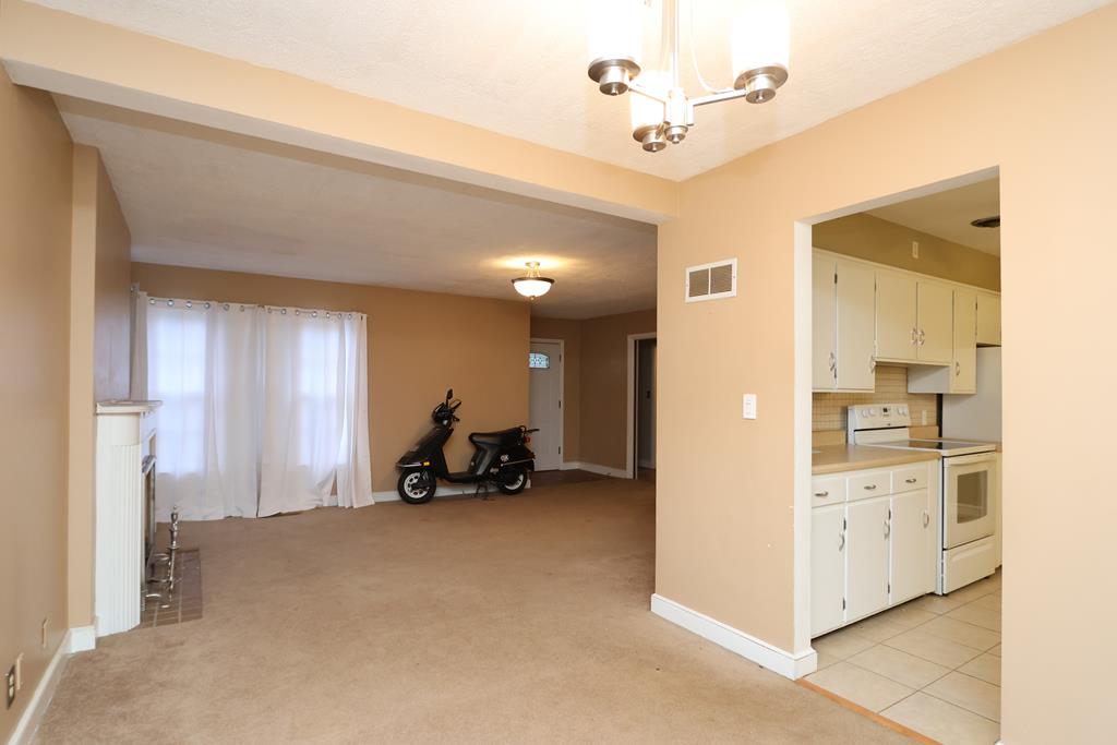 190 Dawson Avenue, Mansfield, Ohio 44906, 2 Bedrooms Bedrooms, ,1 BathroomBathrooms,Residential,For Sale,Dawson Avenue,9072700 190 Dawson Avenue, Mansfield, Ohio 44906, 2 Bedrooms Bedrooms, ,1 BathroomBathrooms,Residential,For Sale,Dawson Avenue,9072700