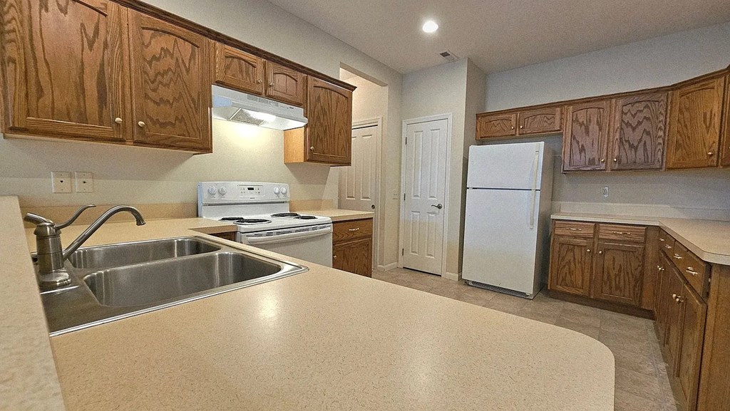 1307 Bridgewater Way N, Mansfield, Ohio 44906, 2 Bedrooms Bedrooms, ,2 BathroomsBathrooms,Residential,For Sale,Bridgewater Way N,9072702 1307 Bridgewater Way N, Mansfield, Ohio 44906, 2 Bedrooms Bedrooms, ,2 BathroomsBathrooms,Residential,For Sale,Bridgewater Way N,9072702