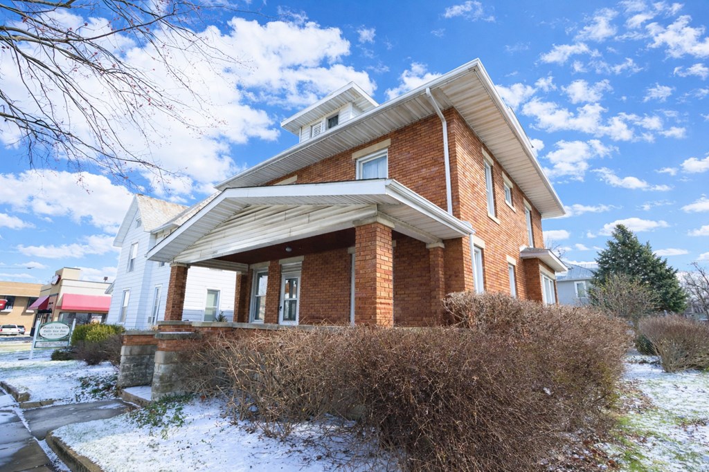 550 S Sandusky Avenue, Bucyrus, Ohio 44820, 3 Bedrooms Bedrooms, ,2 BathroomsBathrooms,Residential,For Sale,Sandusky Avenue,9072714