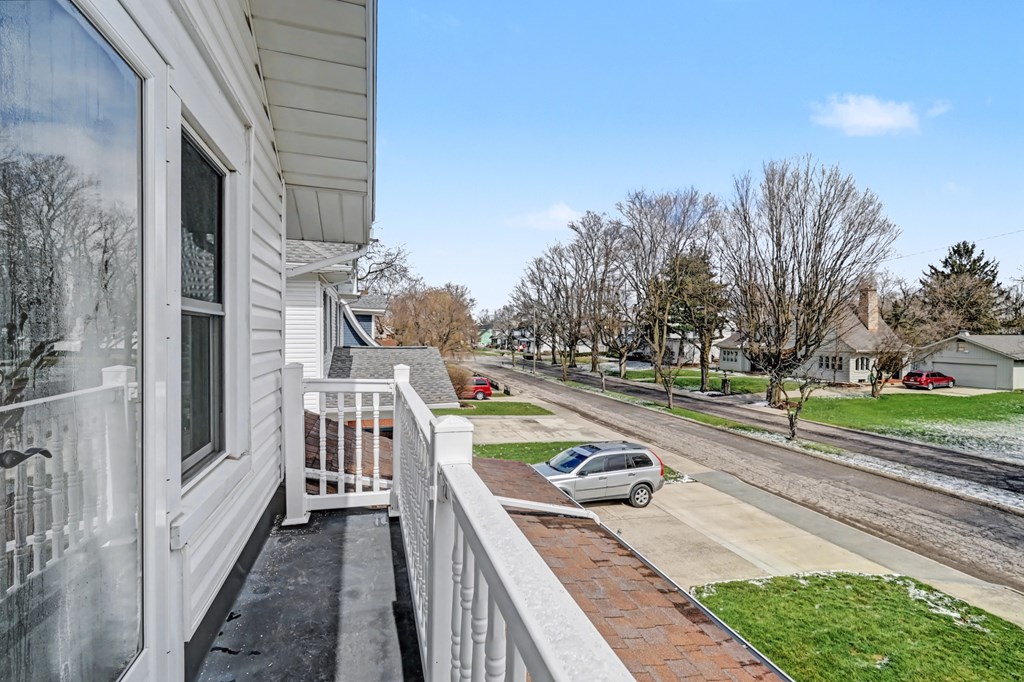 1027 Rogers Street, Bucyrus, Ohio 44820, 3 Bedrooms Bedrooms, ,1 BathroomBathrooms,Residential,For Sale,Rogers Street,9072719