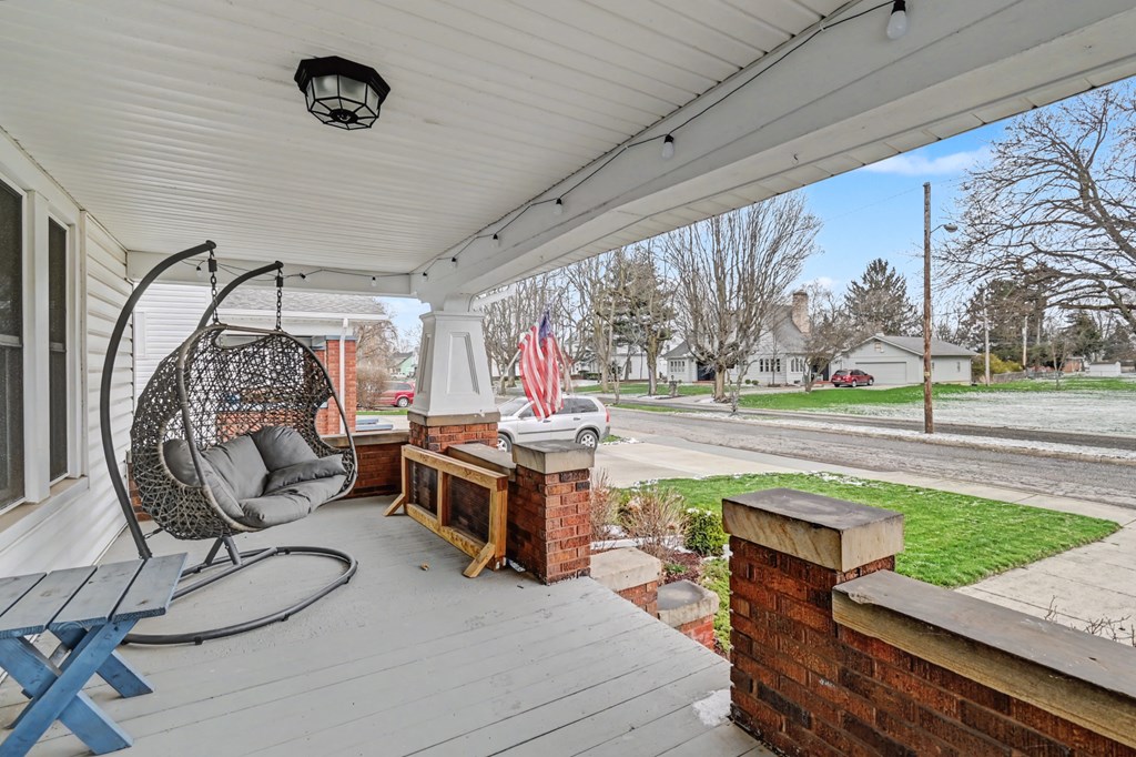 1027 Rogers Street, Bucyrus, Ohio 44820, 3 Bedrooms Bedrooms, ,1 BathroomBathrooms,Residential,For Sale,Rogers Street,9072719