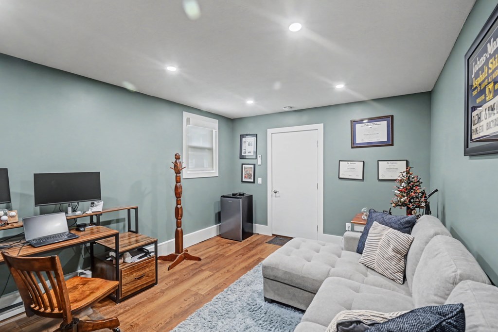 1027 Rogers Street, Bucyrus, Ohio 44820, 3 Bedrooms Bedrooms, ,1 BathroomBathrooms,Residential,For Sale,Rogers Street,9072719