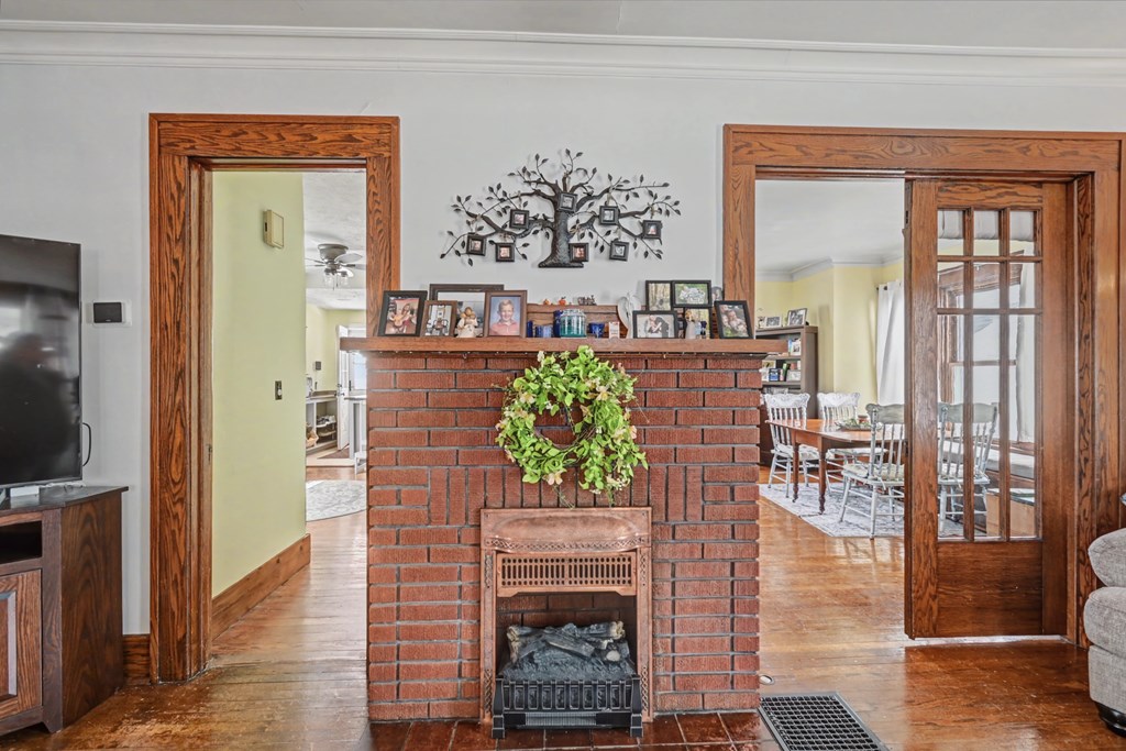 1027 Rogers Street, Bucyrus, Ohio 44820, 3 Bedrooms Bedrooms, ,1 BathroomBathrooms,Residential,For Sale,Rogers Street,9072719