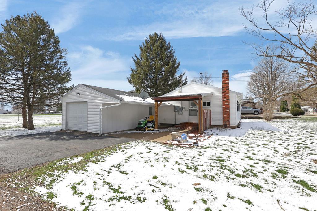 18 Watson Street, Fredericktown, Ohio 43019, 2 Bedrooms Bedrooms, ,1 BathroomBathrooms,Residential,For Sale,Watson Street,9072721