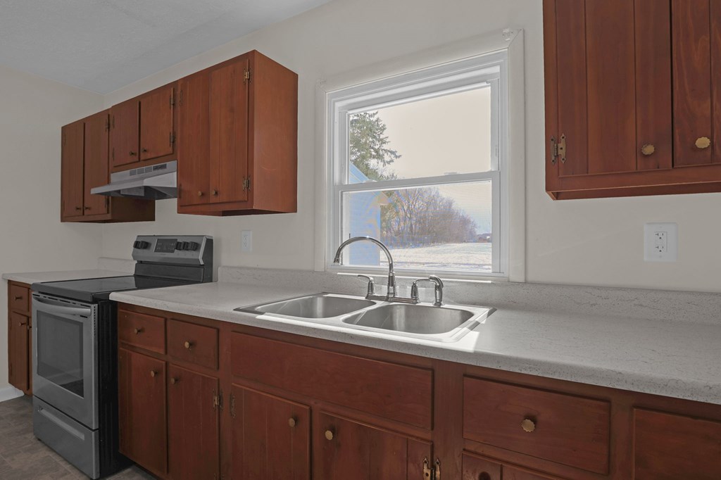 18 Watson Street, Fredericktown, Ohio 43019, 2 Bedrooms Bedrooms, ,1 BathroomBathrooms,Residential,For Sale,Watson Street,9072721