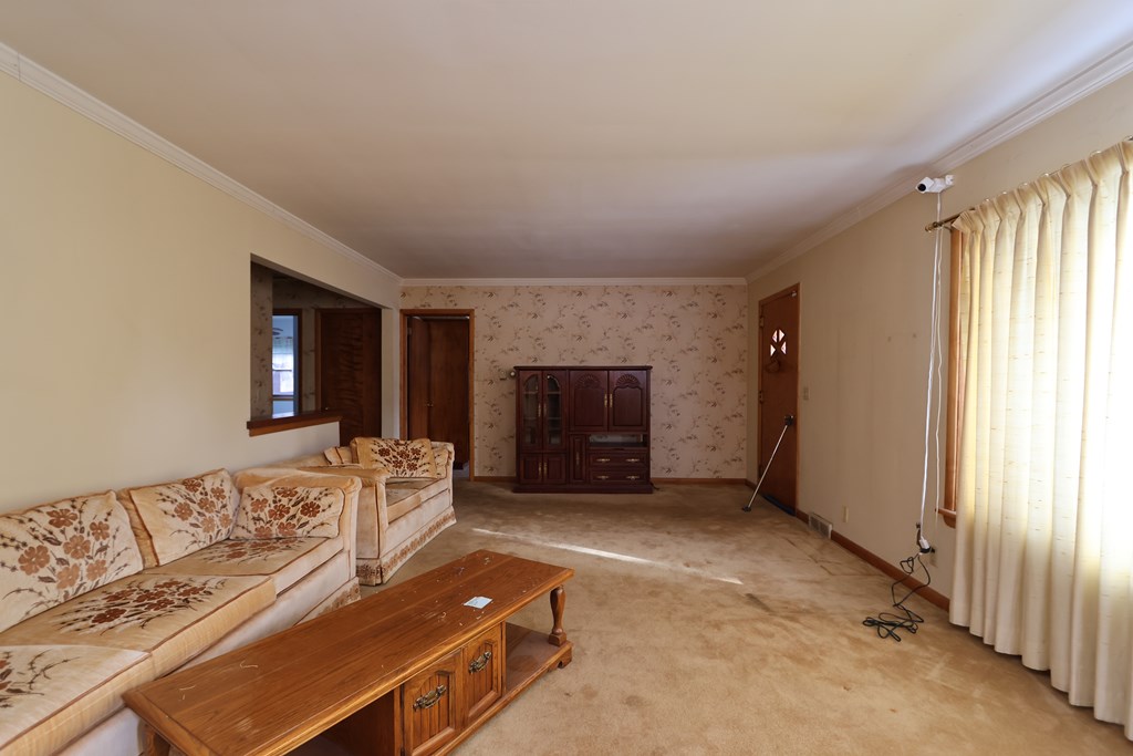 240 Clymer Avenue, Galion, Ohio 44833, 3 Bedrooms Bedrooms, ,2 BathroomsBathrooms,Residential,For Sale,Clymer Avenue,9072722