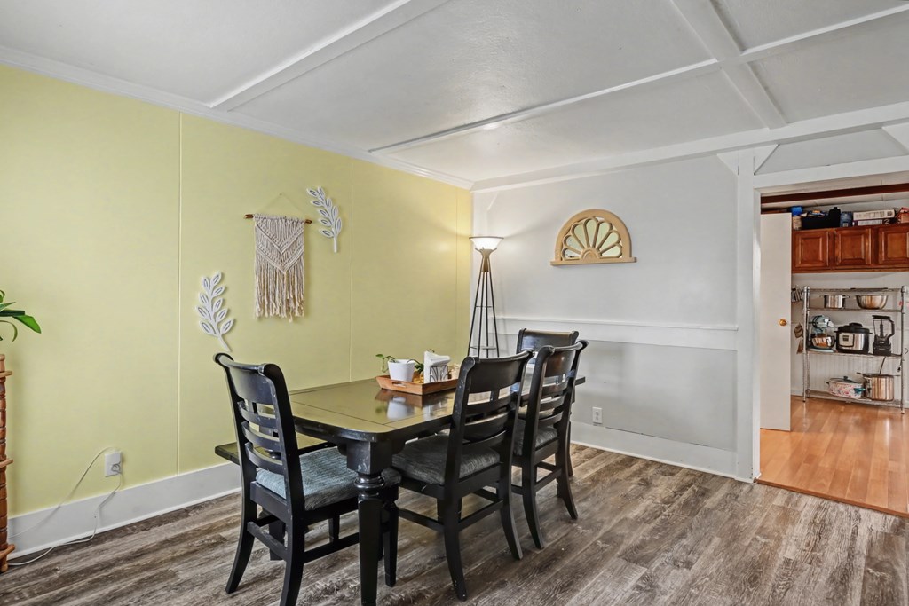 237 W Main Street, Norwalk, Ohio 44857, 3 Bedrooms Bedrooms, ,1 BathroomBathrooms,Residential,For Sale,Main Street,9072734