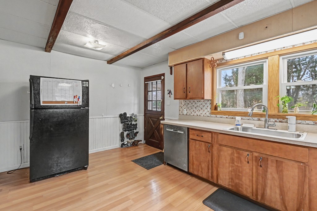 237 W Main Street, Norwalk, Ohio 44857, 3 Bedrooms Bedrooms, ,1 BathroomBathrooms,Residential,For Sale,Main Street,9072734