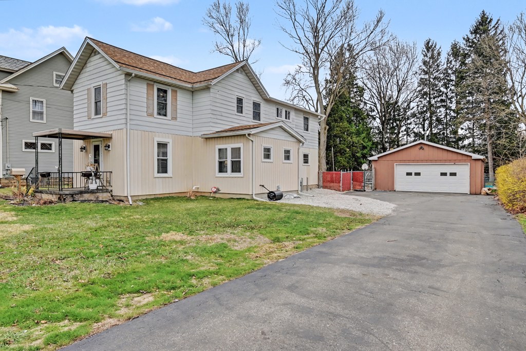 237 W Main Street, Norwalk, Ohio 44857, 3 Bedrooms Bedrooms, ,1 BathroomBathrooms,Residential,For Sale,Main Street,9072734