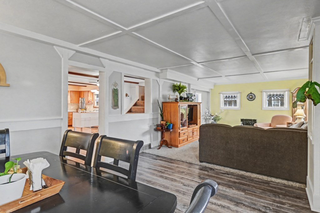 237 W Main Street, Norwalk, Ohio 44857, 3 Bedrooms Bedrooms, ,1 BathroomBathrooms,Residential,For Sale,Main Street,9072734