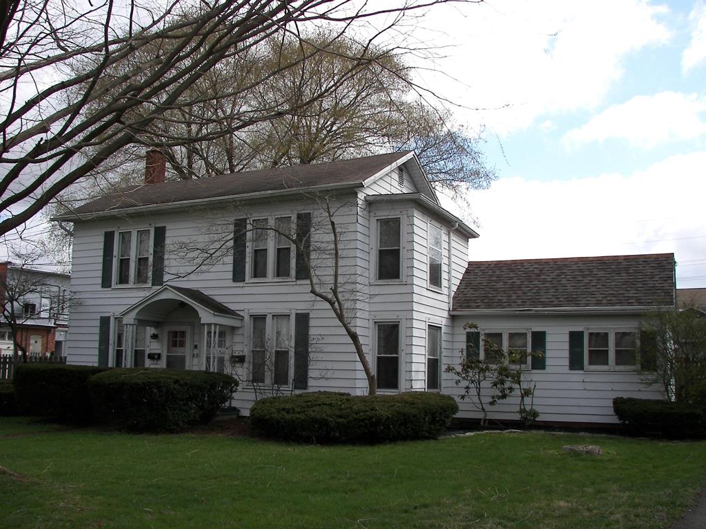 16 High School Avenue, Shelby, Ohio 44875, 4 Bedrooms Bedrooms, ,Residential Income,For Sale,High School Avenue,9072796 16 High School Avenue, Shelby, Ohio 44875, 4 Bedrooms Bedrooms, ,Residential Income,For Sale,High School Avenue,9072796