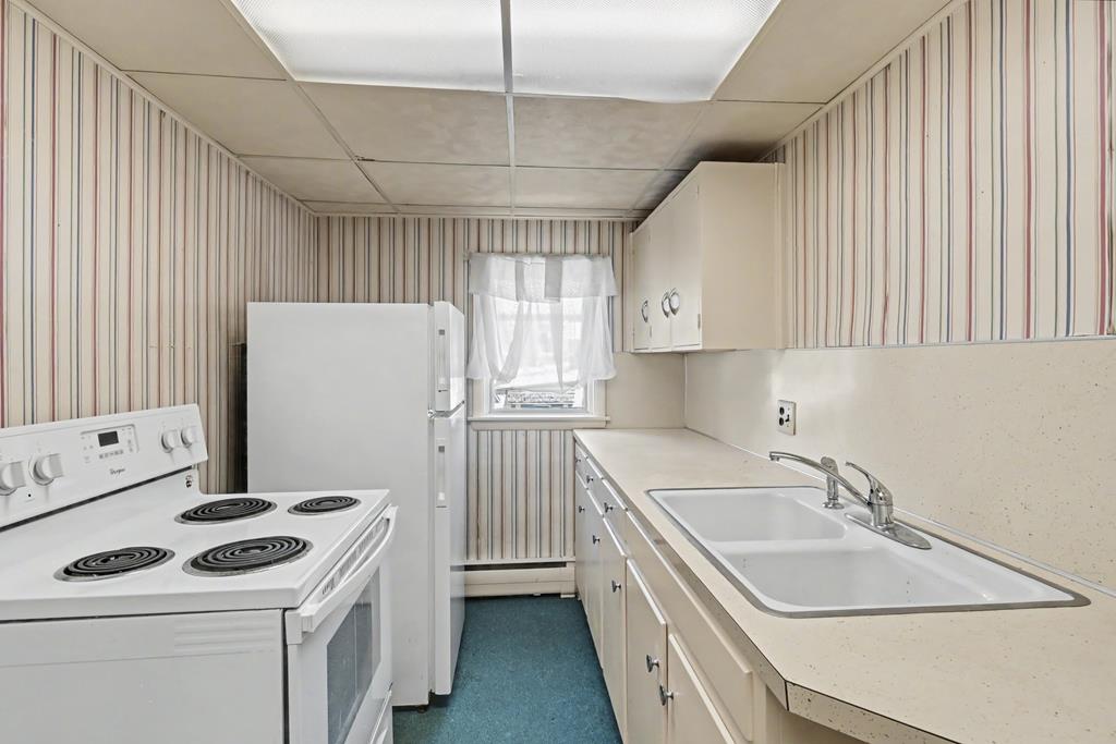 16 High School Avenue, Shelby, Ohio 44875, 4 Bedrooms Bedrooms, ,Residential Income,For Sale,High School Avenue,9072796